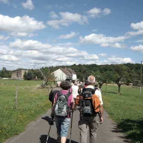 Nordic Walking Keltentoer, © Deutsch Luxemburgische Tourist Info