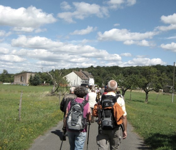 Nordic Walking Keltentoer, © Deutsch Luxemburgische Tourist Info