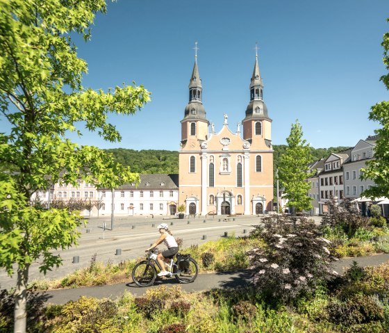 Basilika, Prüm am Eifel-Ardennen-Radweg, © Eifel Tourismus GmbH, Dominik Ketz