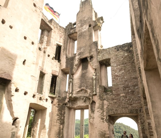 burg-ramstein, © eifel-tourismus-gmbh-dominik-ketz