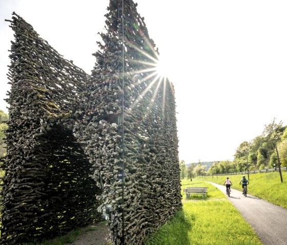 Weintor am Sauer-Radweg bei Minden, © Eifel Tourismus GmbH, Dominik Ketz