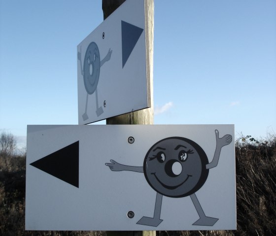 signposts, © Deutsch Luxemburgische Tourist Info