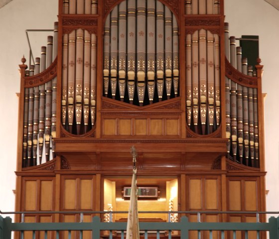 27-Kordel-Kirche und Orgel, © Klaus Erasme